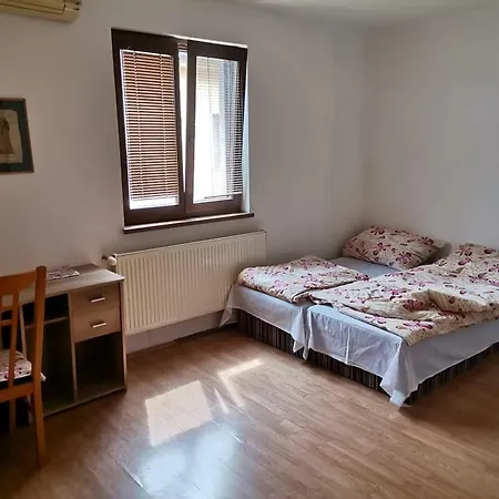Anh' Private For Tourist Quarto em Acomodações Particulares Bratislava